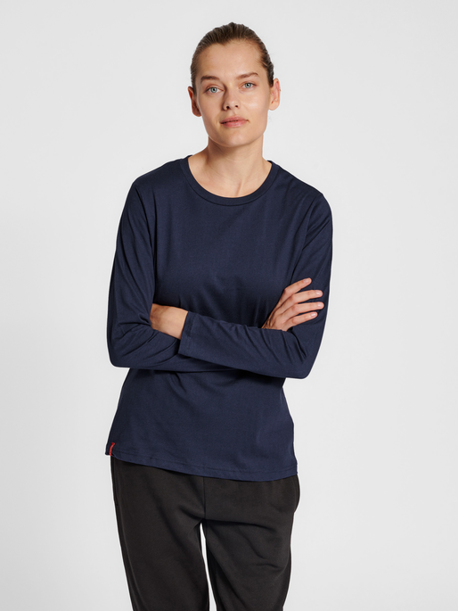 hummel Red Basic LS T-Shirt (women's)